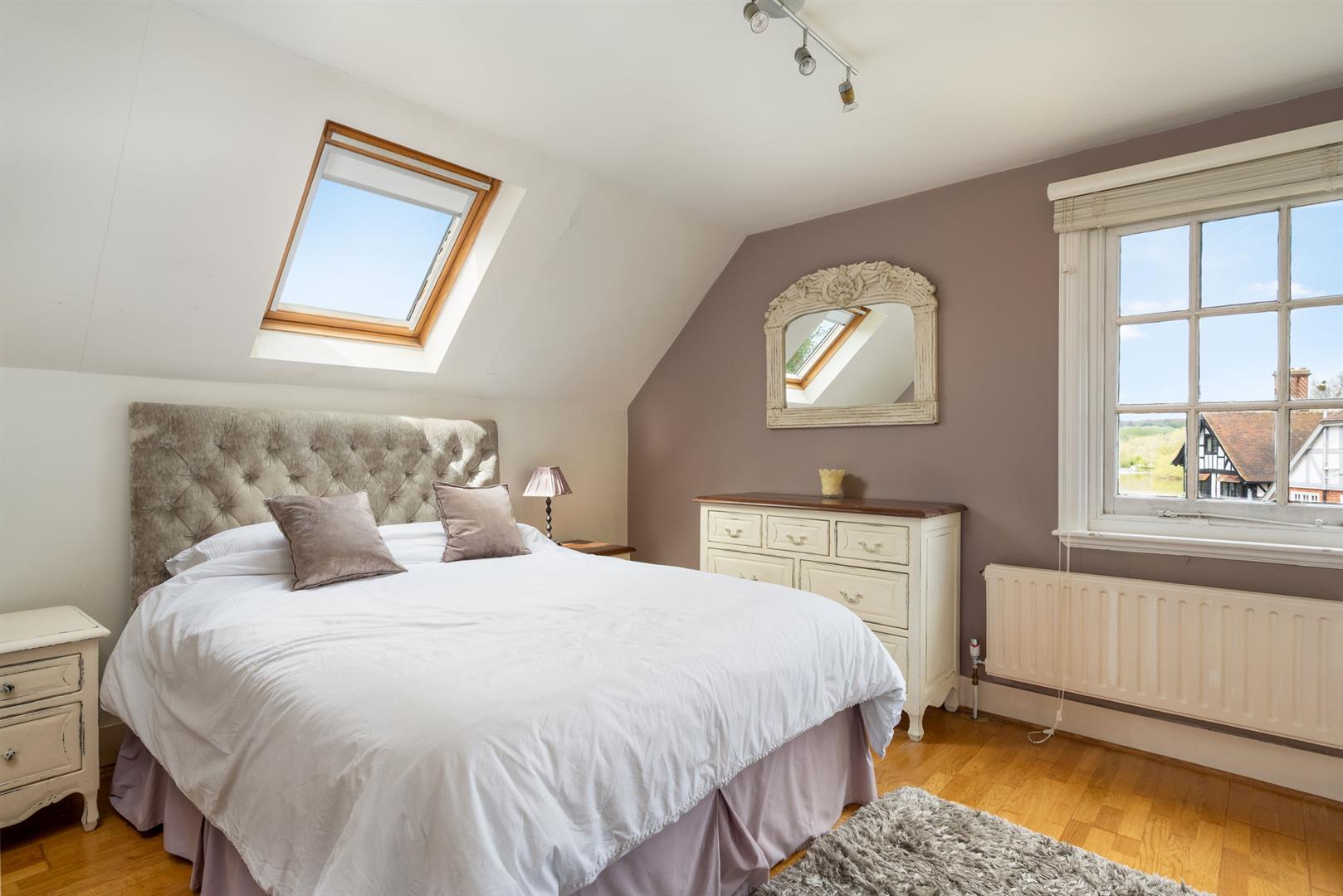Basmore Lane, Lower Shiplake, Henley-on-Thames
